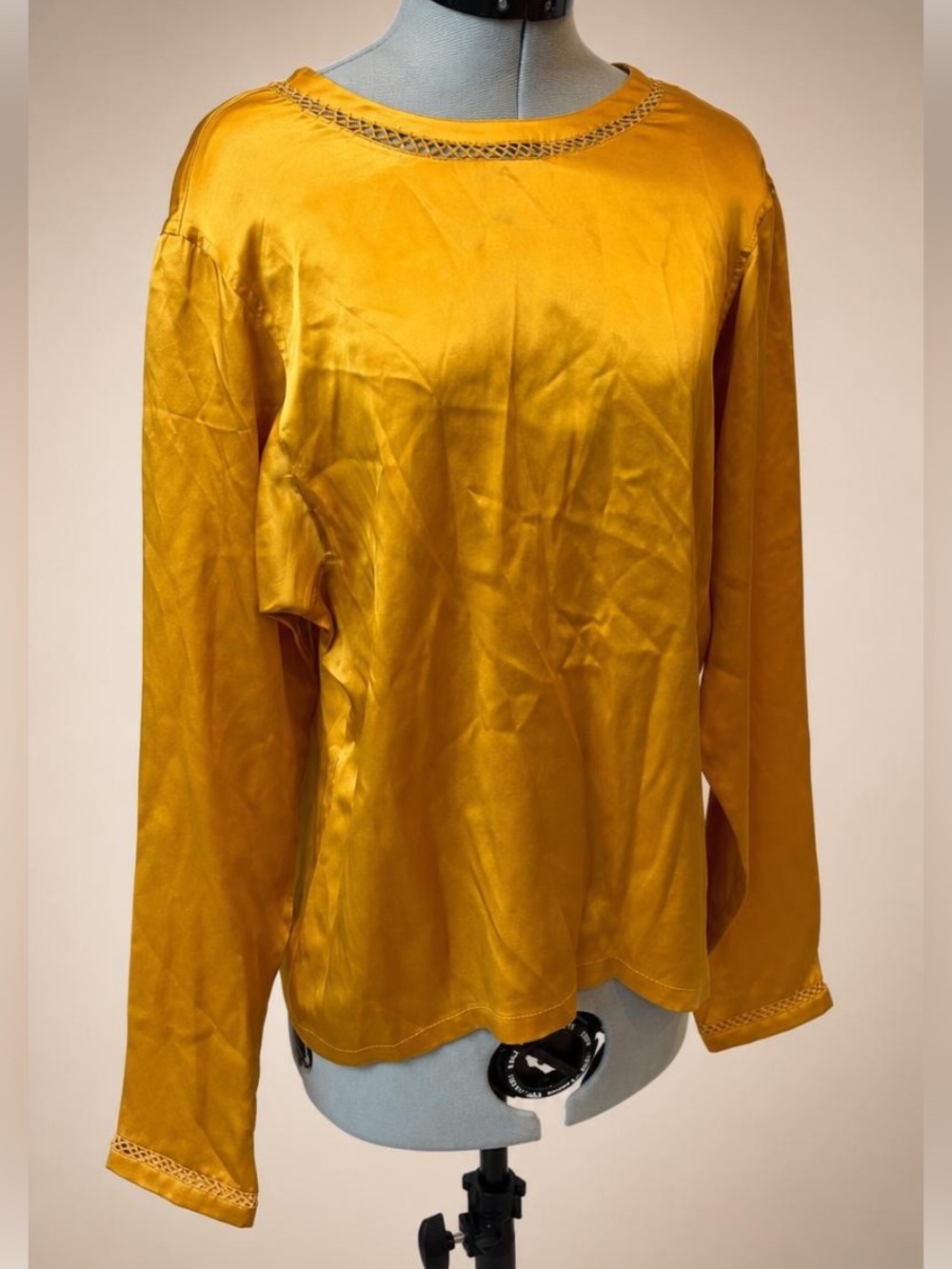 Emanuel Ungaro 100% Silk Long-Sleeve Top, Golden Brass, 40/6, GUC
